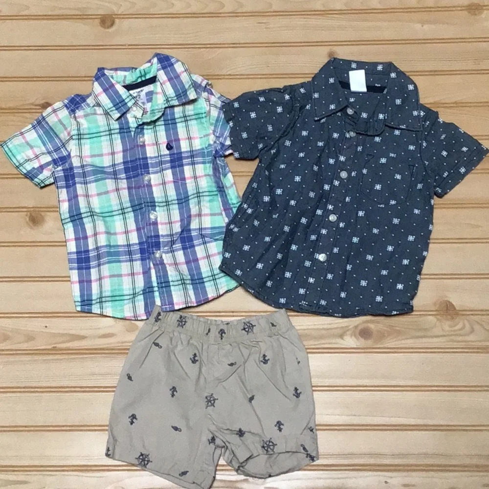 Carter’s Bundle‎ of 2 Button Down Shirts and Khaki Pull On Shorts 12 Months